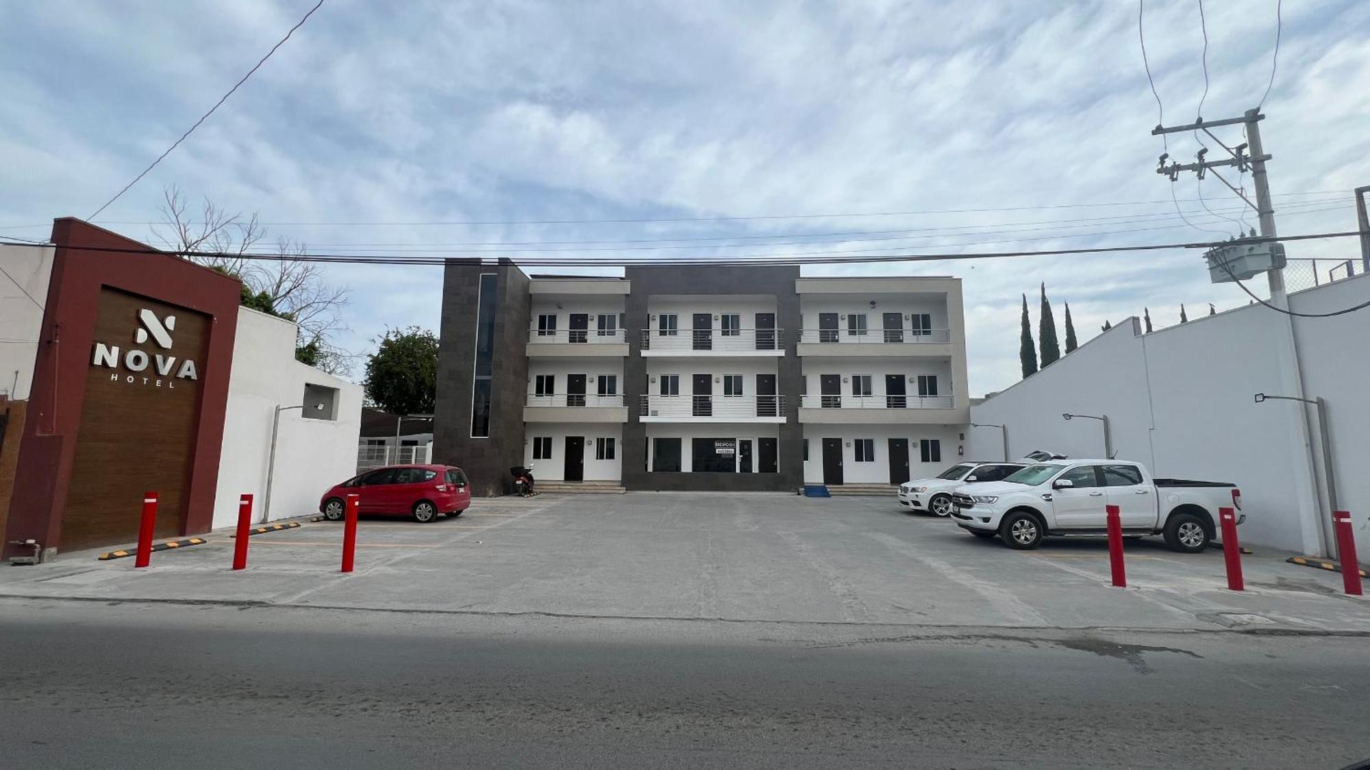 Nova Hotel Cadereyta Jimenez Екстер'єр фото