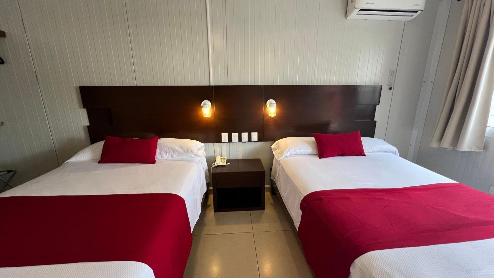 Nova Hotel Cadereyta Jimenez Екстер'єр фото