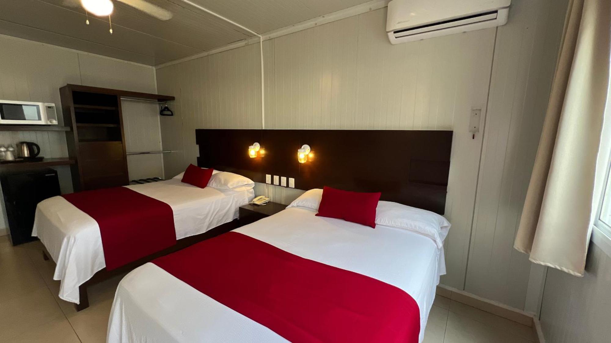 Nova Hotel Cadereyta Jimenez Екстер'єр фото