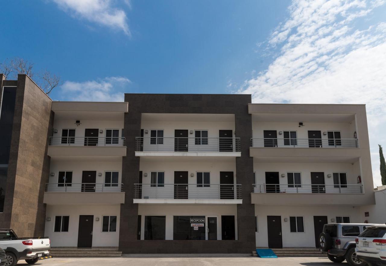 Nova Hotel Cadereyta Jimenez Екстер'єр фото